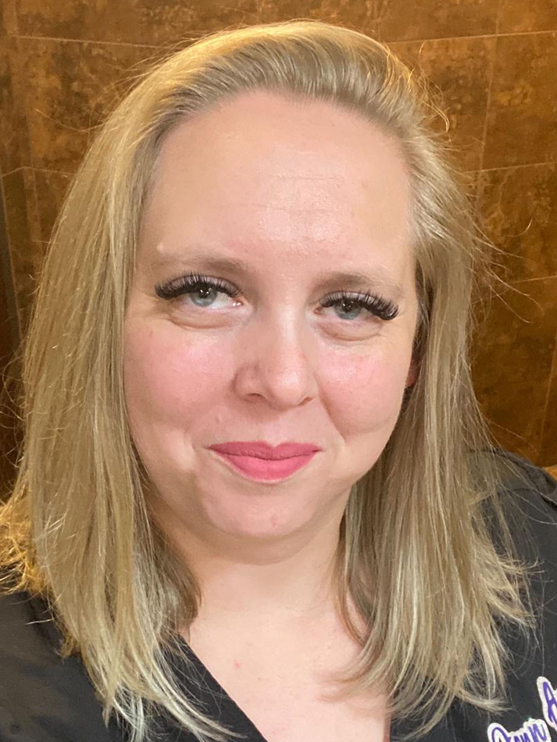 Jenn massage therapist at Jenn’s Health